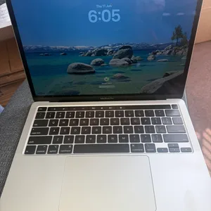 Apple MacBook Pro Laptop