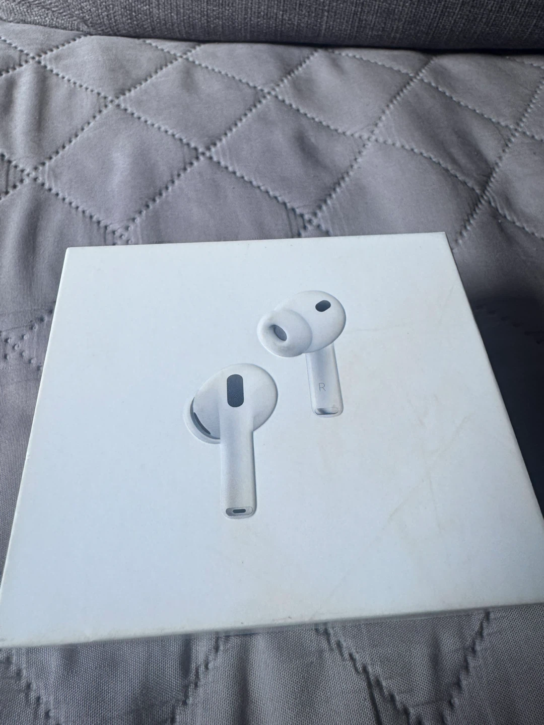 Apple AirPods Pro (3rd Generation) - White