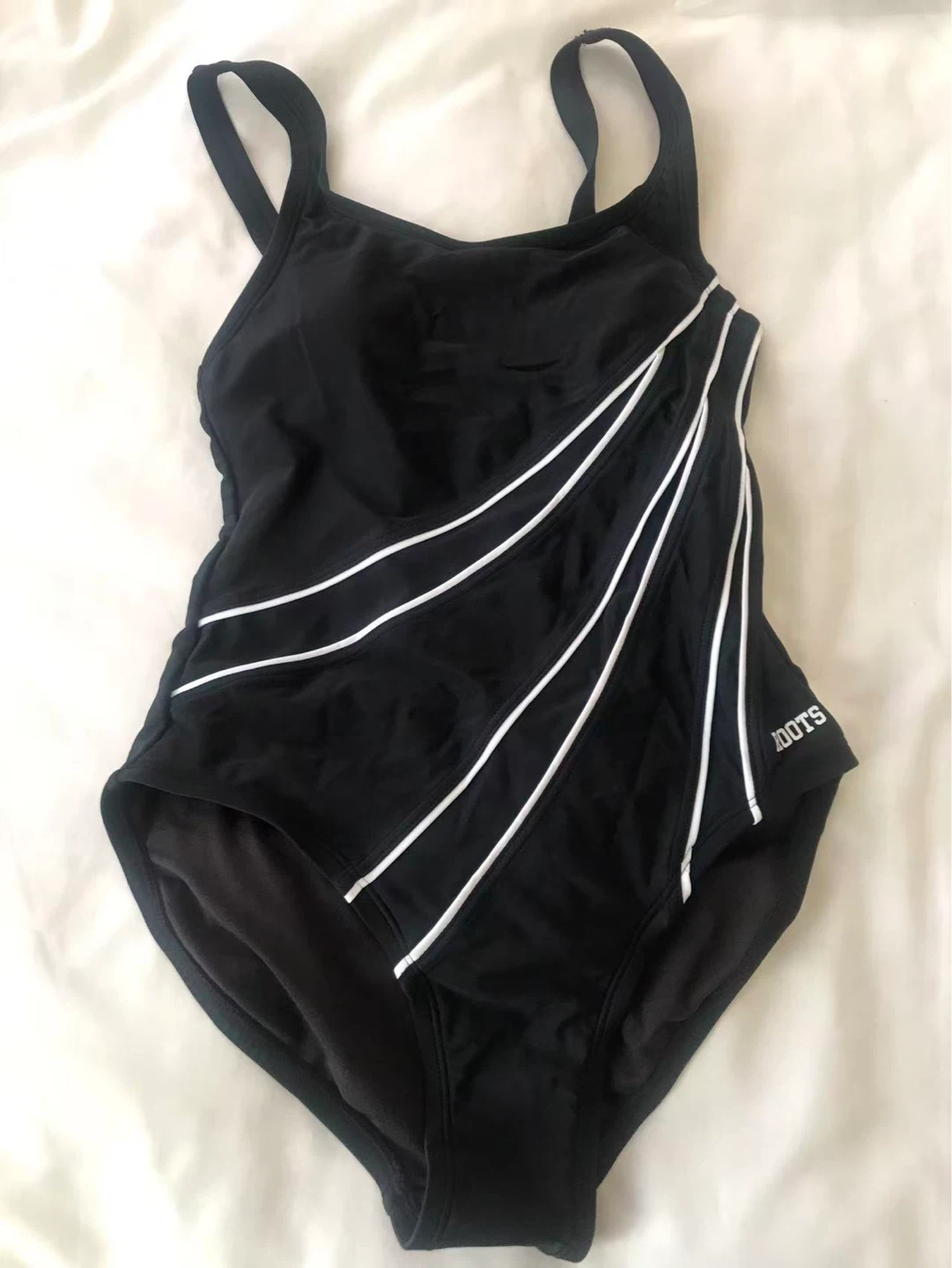 Roots Women's Black One-Piece Swimsuit Size 6