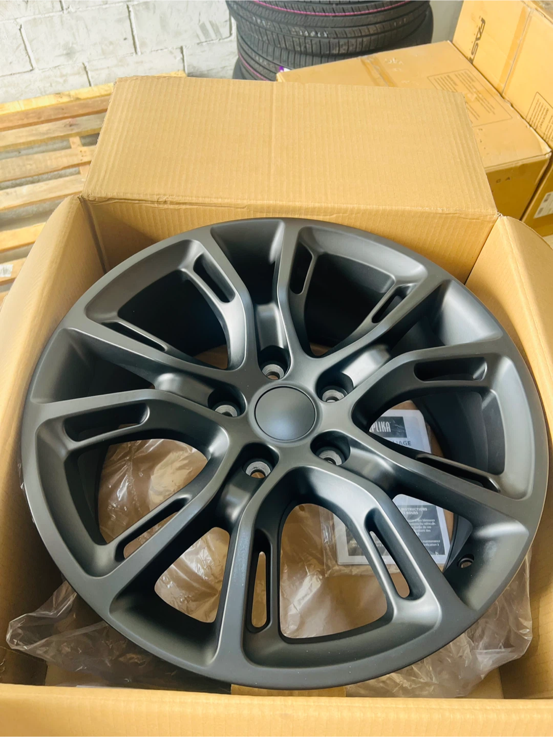 4 NEW 18 INCH SRT STYLE WHEELS ON SALE 5x127 MATTE BLACK