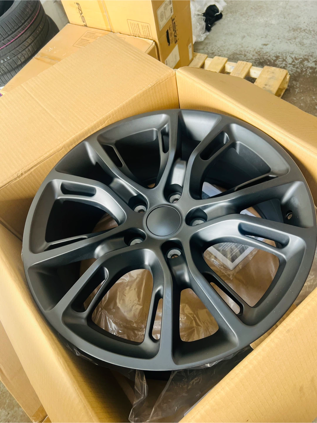 4 NEW 18 INCH SRT STYLE WHEELS ON SALE 5x127 MATTE BLACK - photo 2