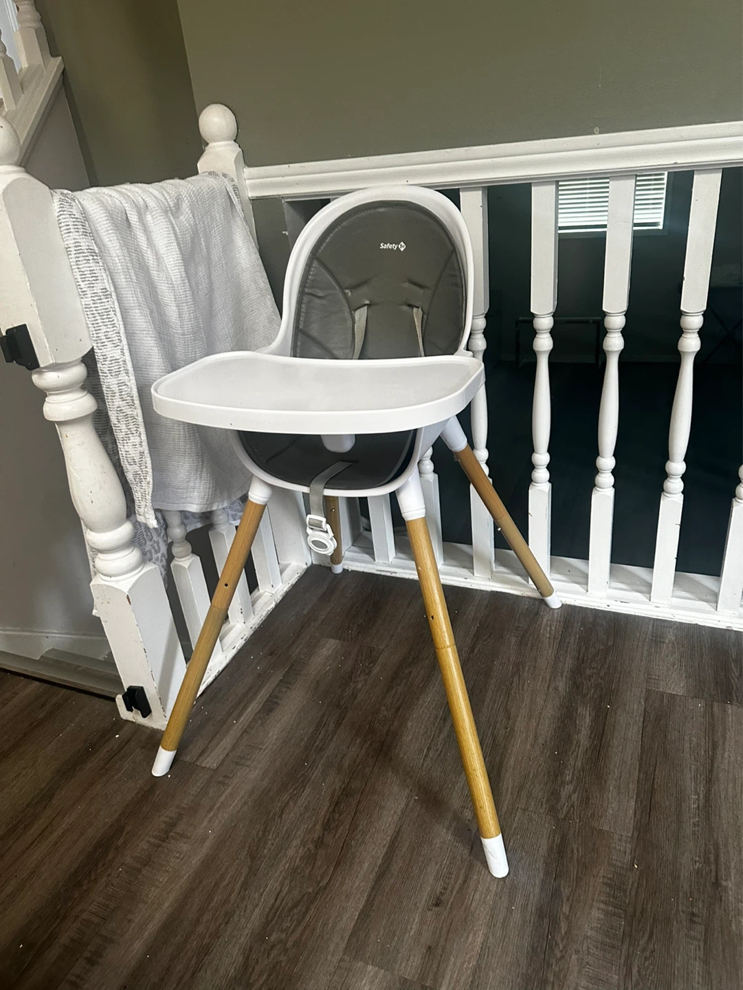 Safety 1st High Chair - photo 3