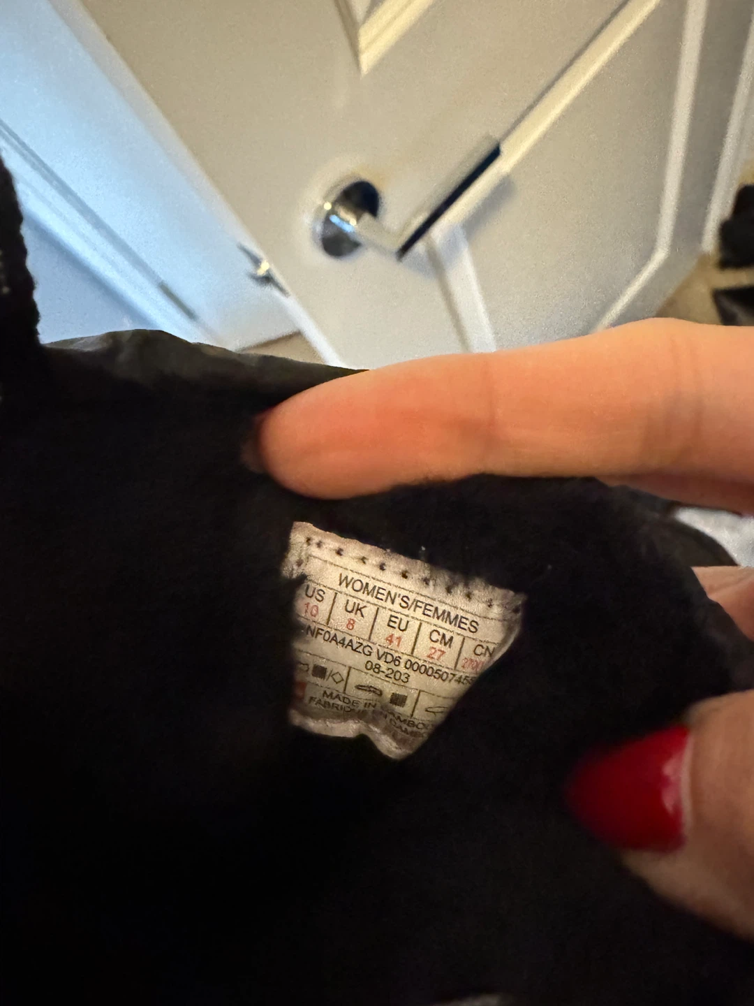 The North Face Women's Black Padded Winter Boots - photo 4