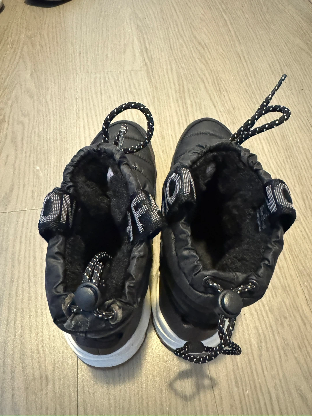 The North Face Women's Black Padded Winter Boots - photo 3
