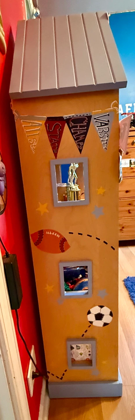 Wooden Kids Bookshelf with Sports Theme - photo 3