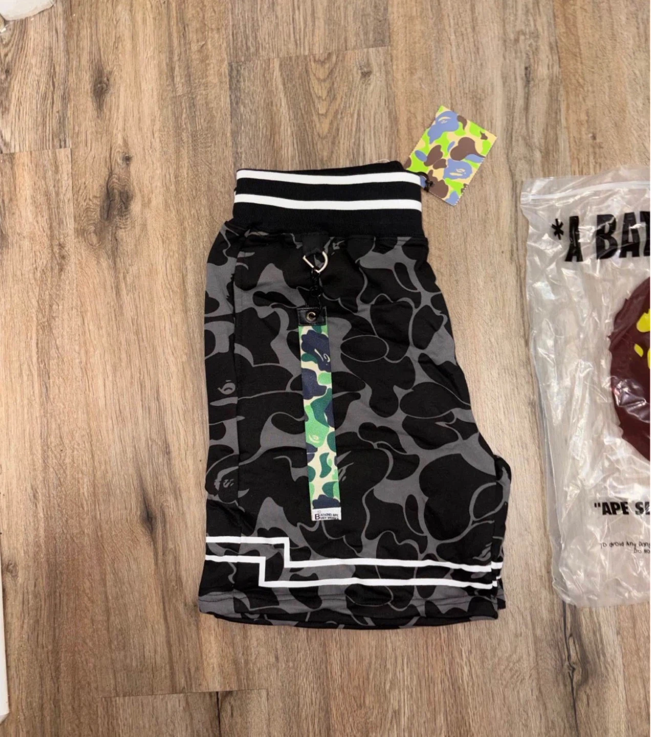 A Bathing Ape BAPE Shorts Camo - photo 3