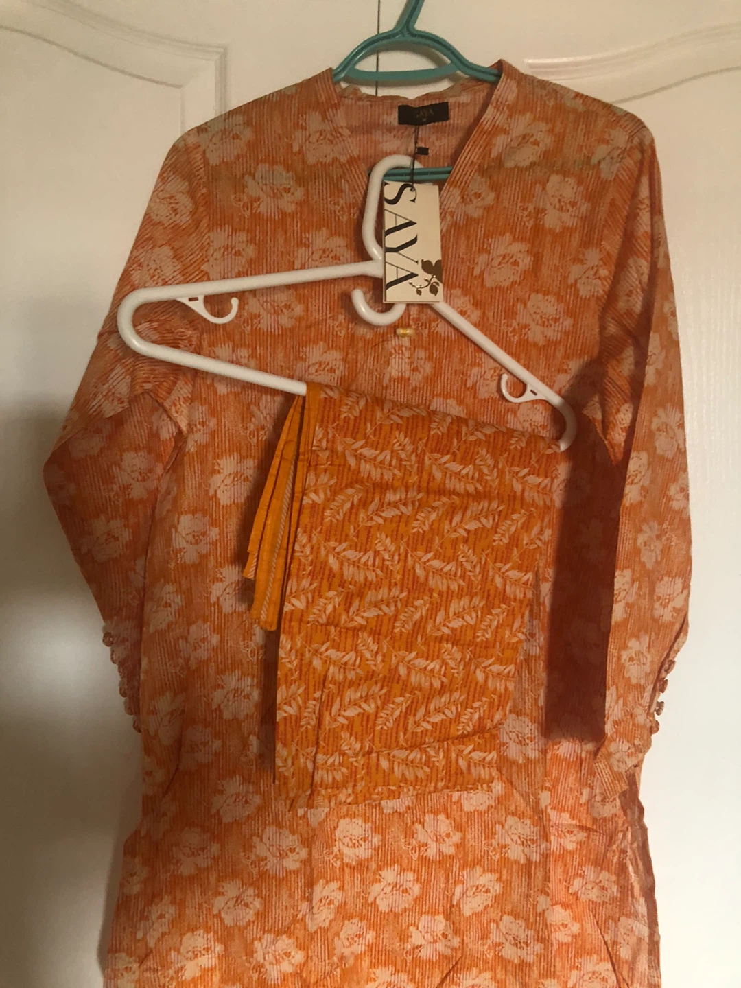 SAVVA Orange Floral Print Kurta and Pants Set