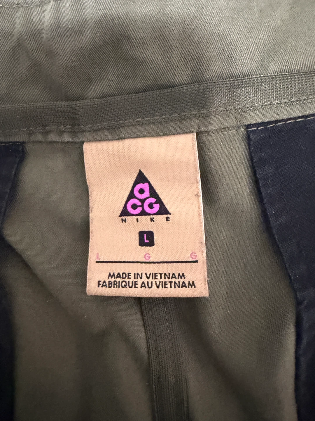 Nike ACG Cargo Pants - Large (Never Worn) - photo 4