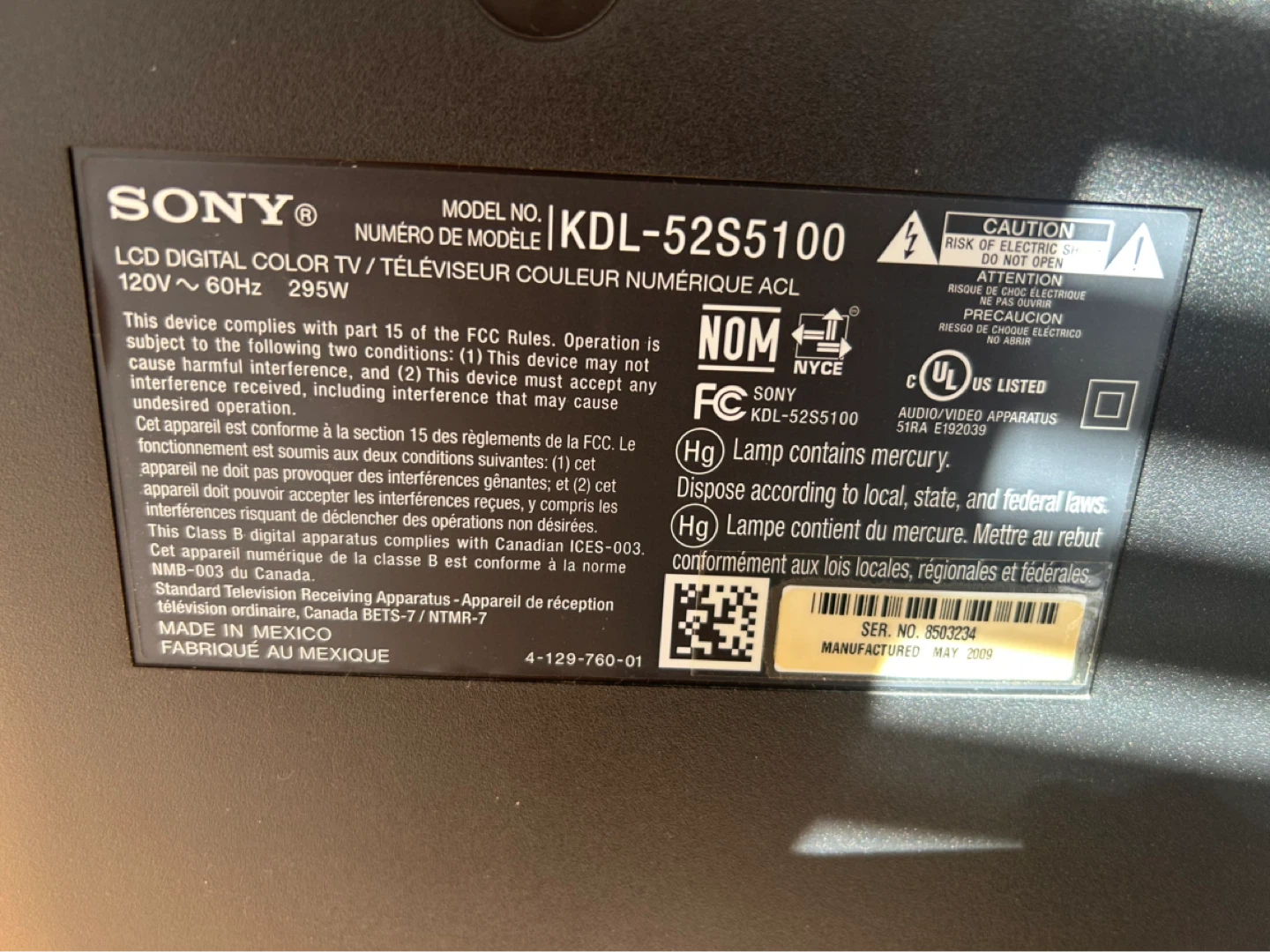 52” Sony Bravia TV television - photo 3