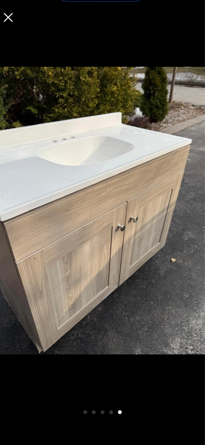 Bathroom Vanity with Sink Top – Excellent Condition- Never used! - photo 5