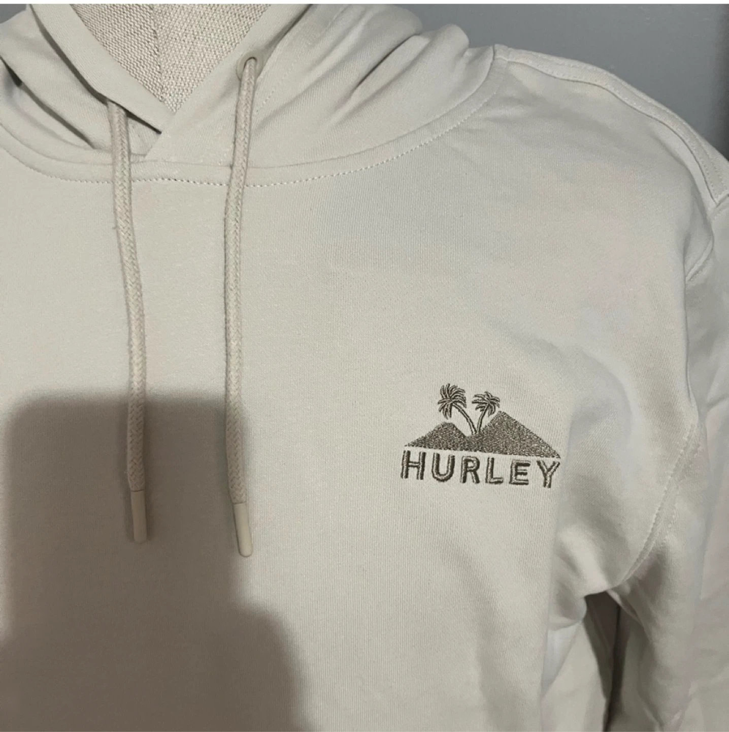Medium size Hurley Hoodie - photo 4