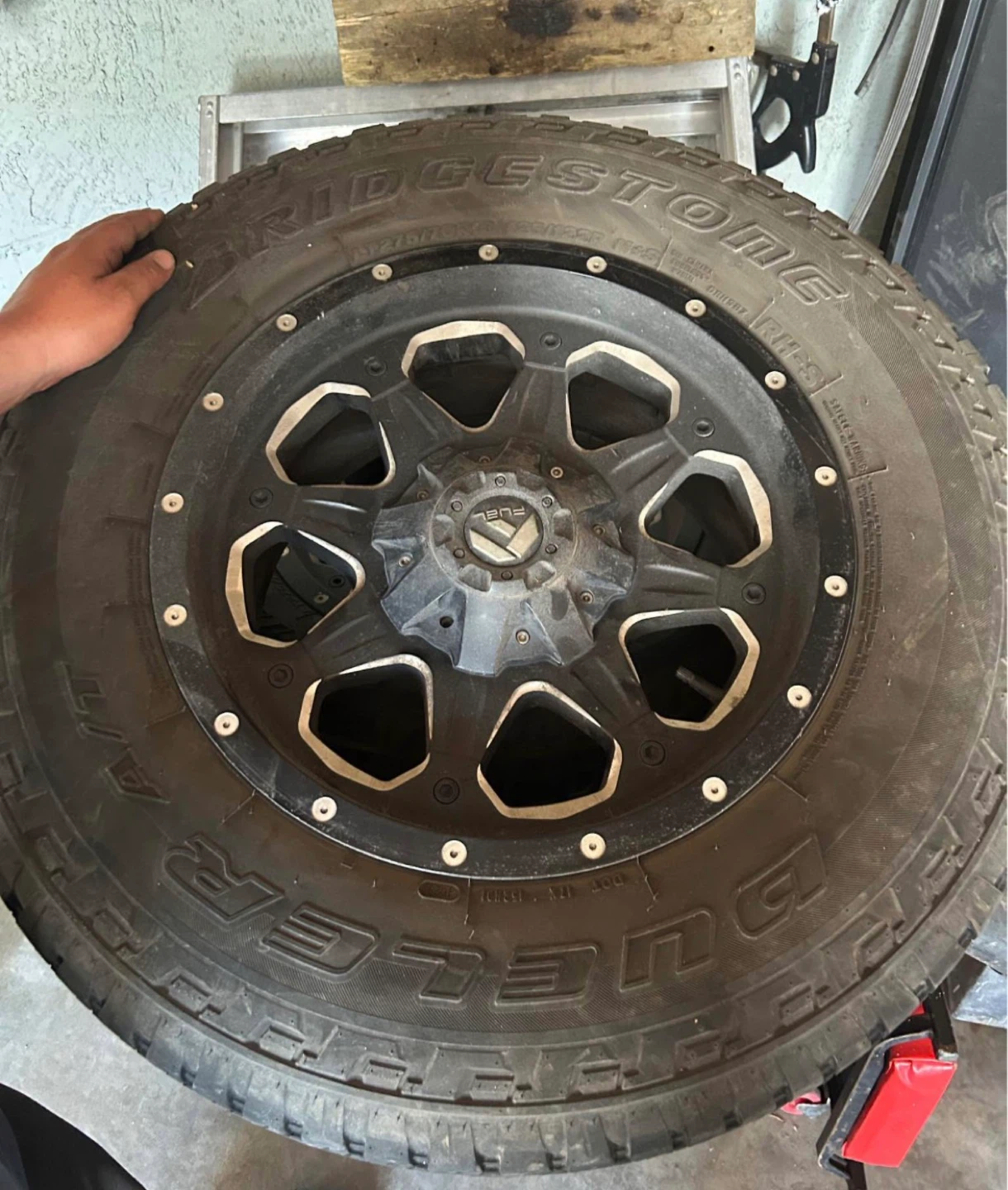dodge runs and tire