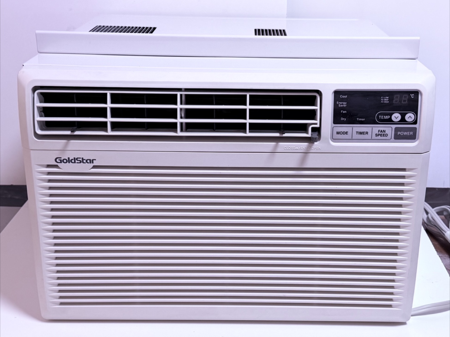 Windows Air Conditioner 8000 BTU - photo 2