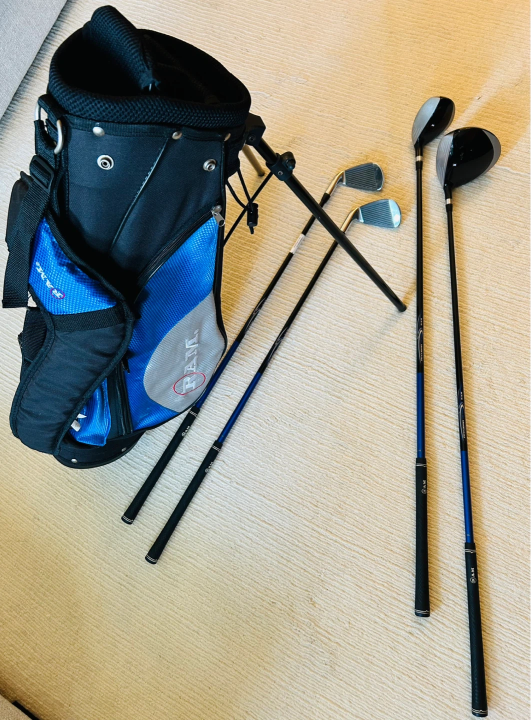 RAM Accubar Tour Junior Golf Club Set (RH, 50-55”/127-140cm)