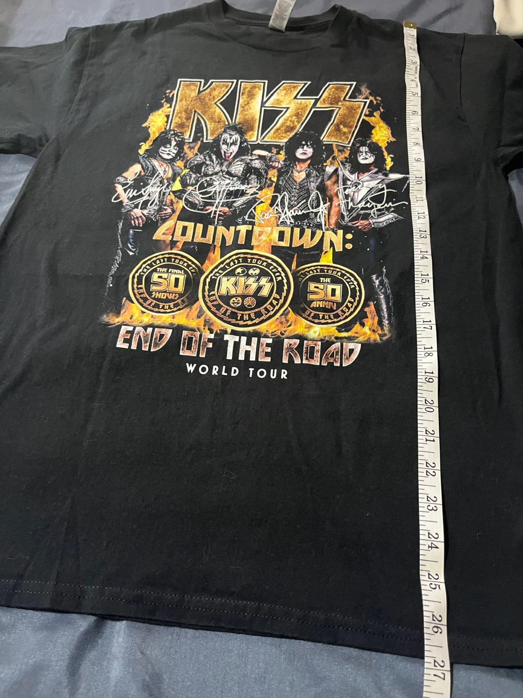 M size KISS "End of the Road" World Tour T-Shirt - photo 3