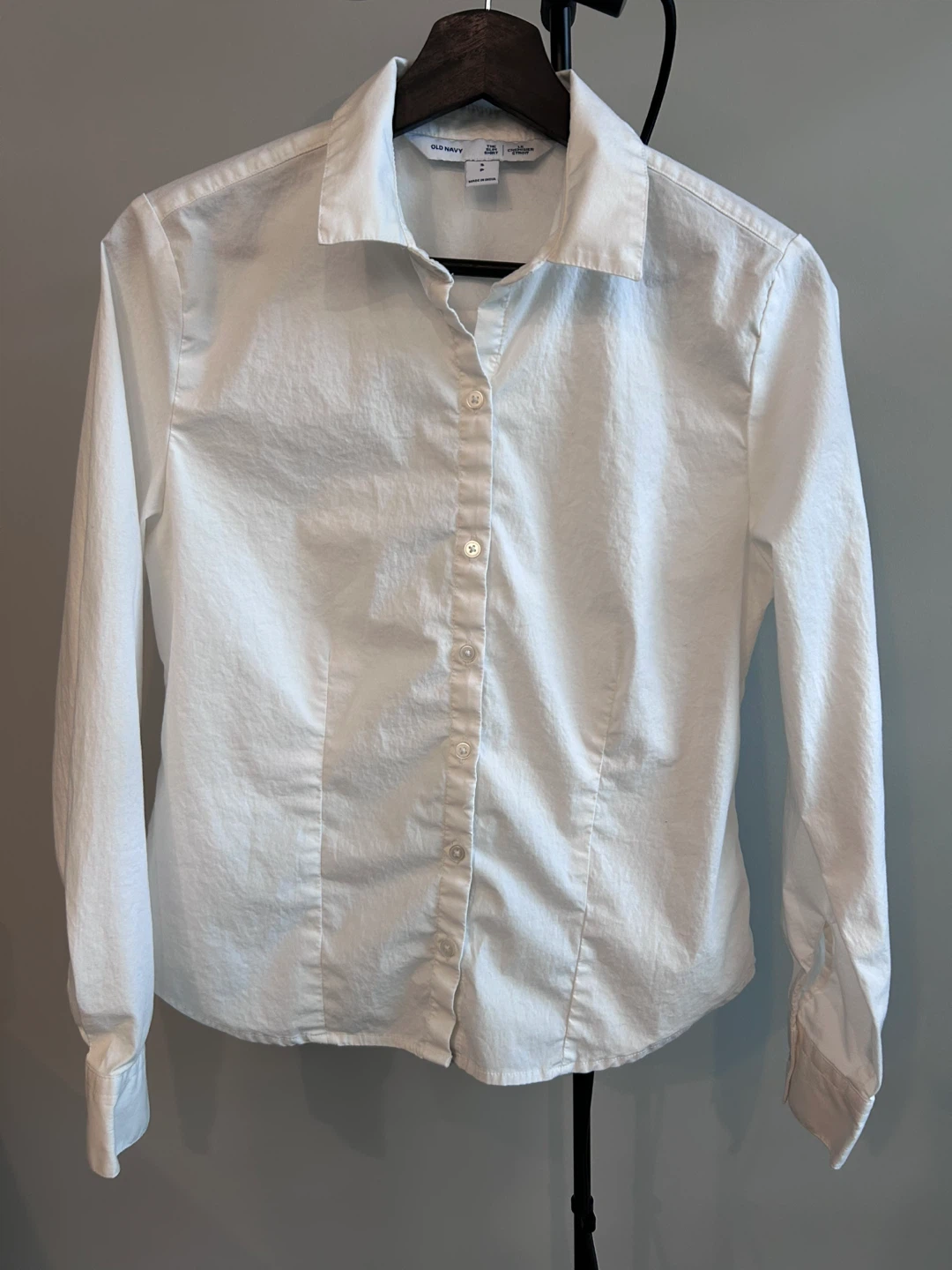 Old Navy White Button-Up Shirt - Size S