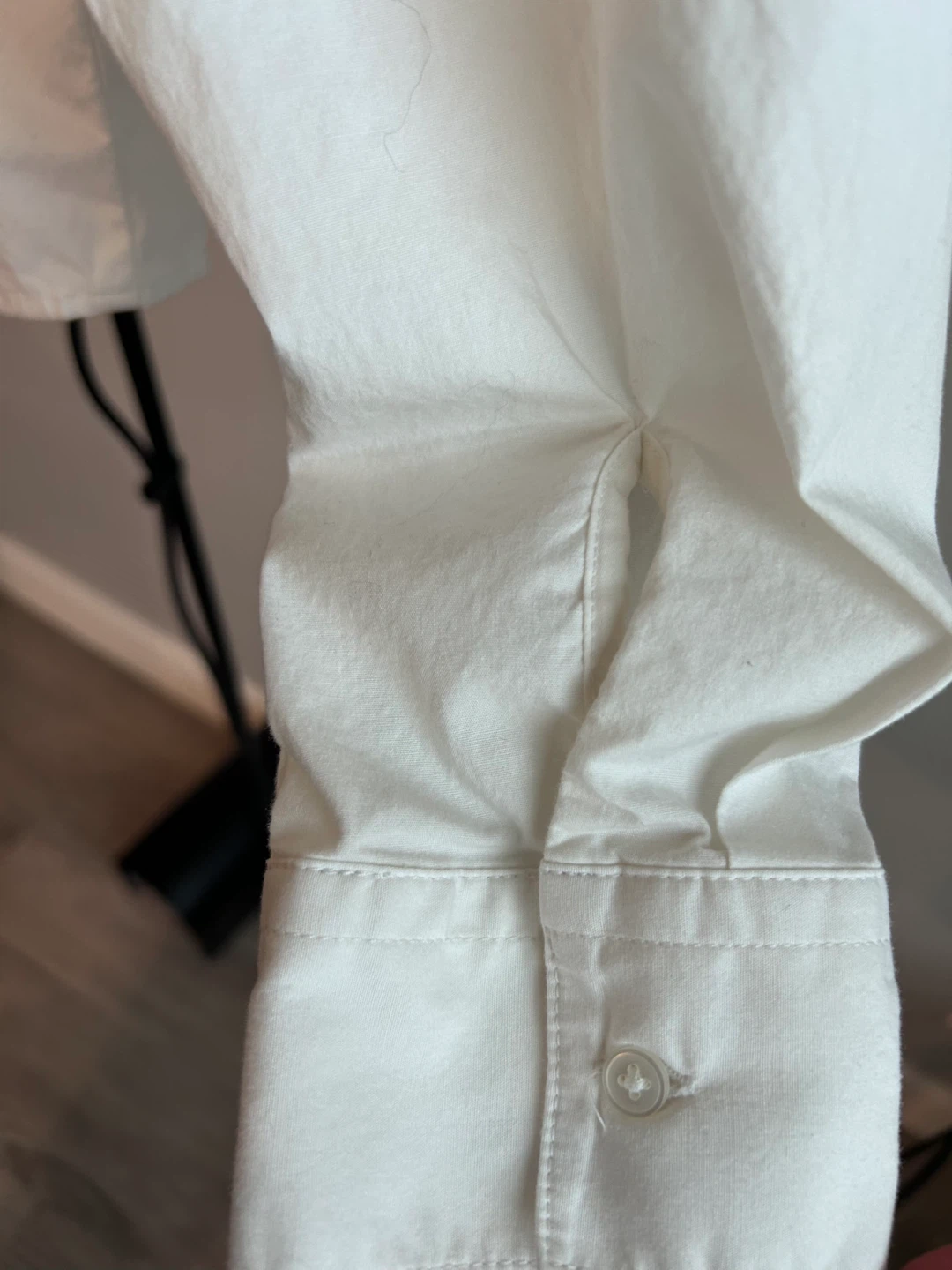 Old Navy White Button-Up Shirt - Size S - photo 5
