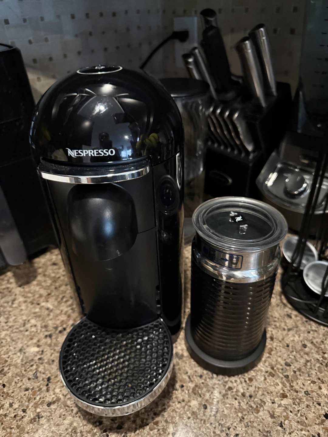 Nespresso Vertuo Plus Coffee Machine - photo 2