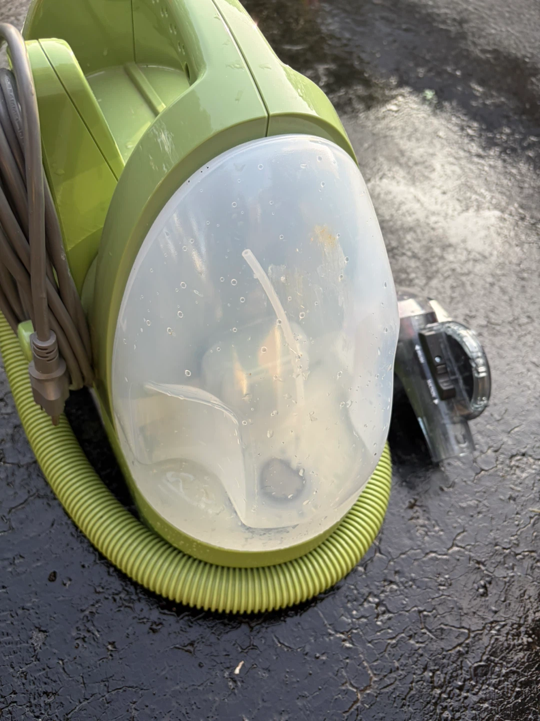 Bissell Little Green Portable Carpet & Upholstery Cleaner - photo 4