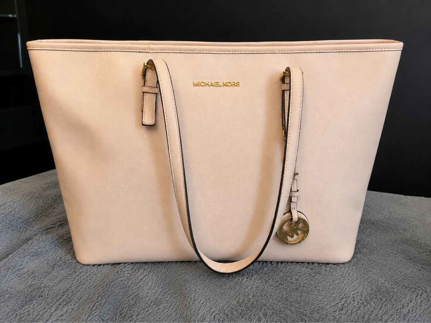 Pink Michael Kors tote bag