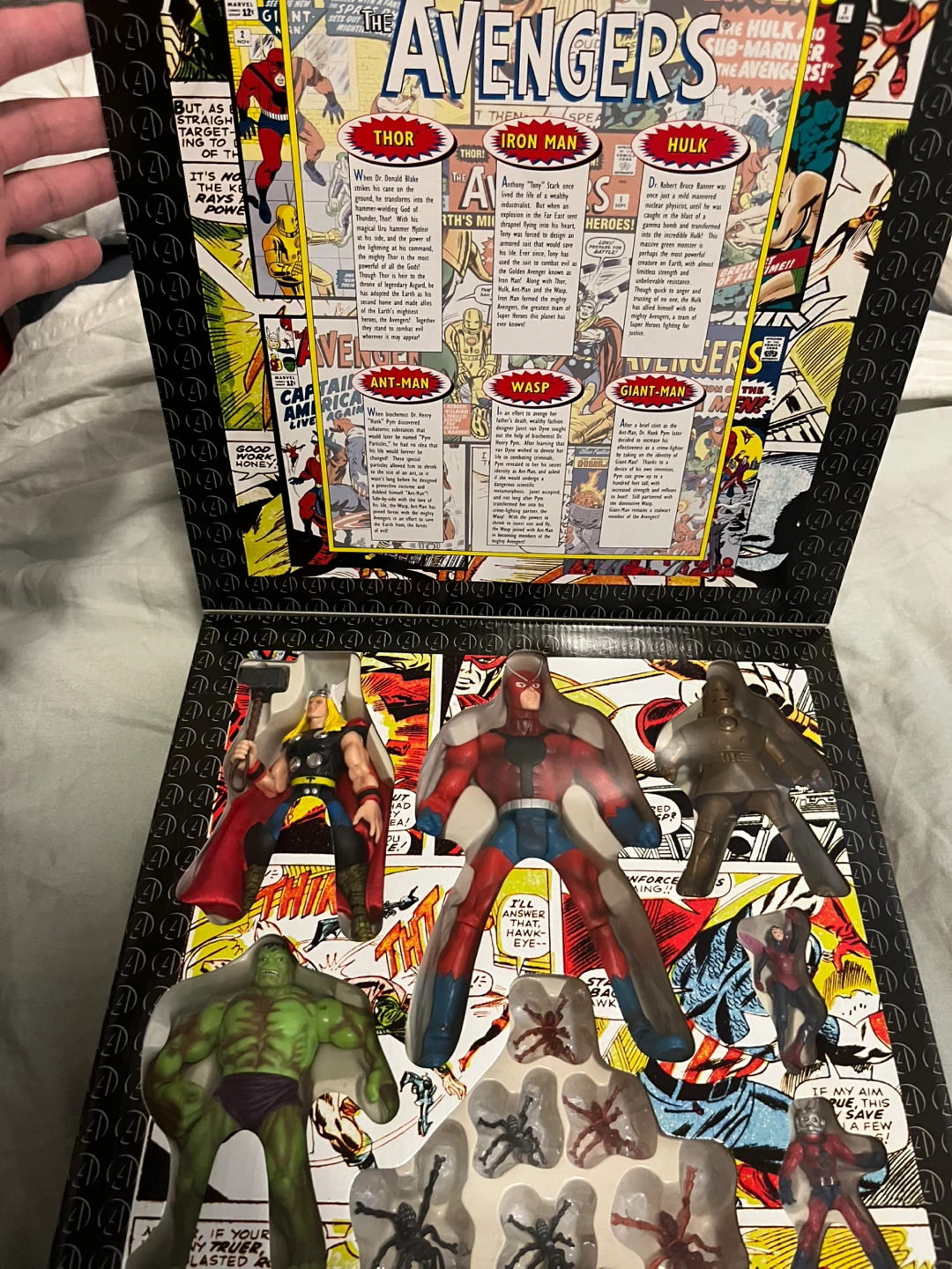 Marvel The Avengers Collector Edition Action Figure Set - photo 2
