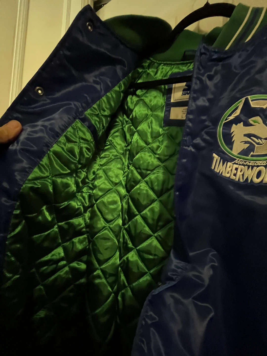 Starter Minnesota Timberwolves Bomber Jacket - L - photo 4