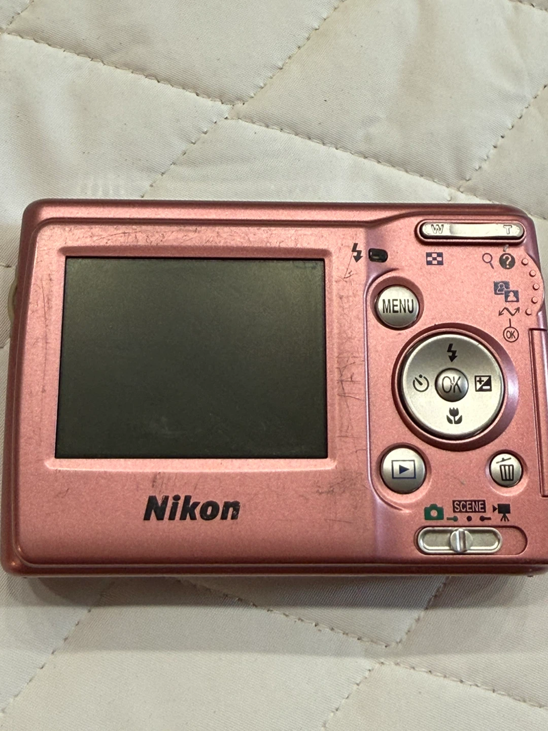 Nikon COOLPIX Pink Digital Camera L10 - 5.0 Megapixels - photo 4