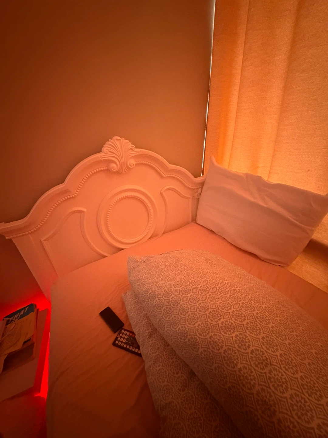 Dresser & White Bed Frame - photo 3