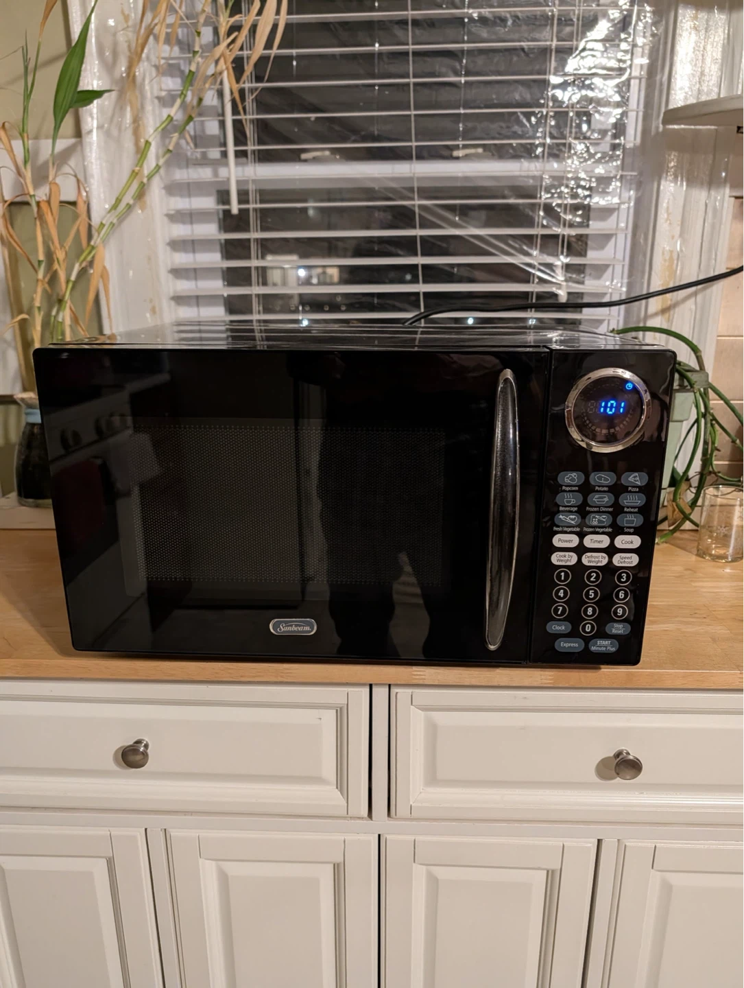 Sunbeam Microwave 900 Watts - photo 2