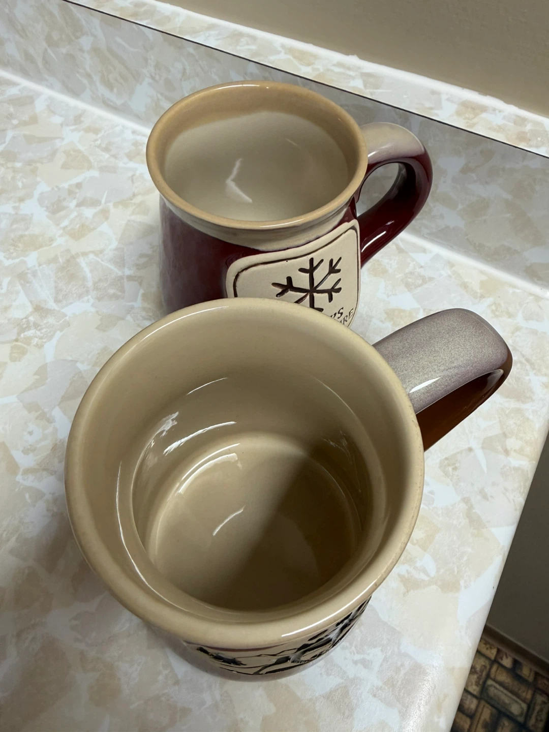 Two "Frosty's Baby Picture" and "Canmore Canada" Mugs - photo 2