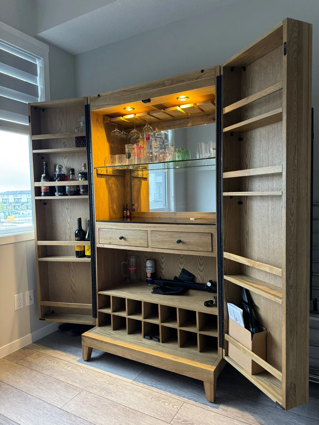 Ifurniture Solid Wood Bar Cabinet - Oak