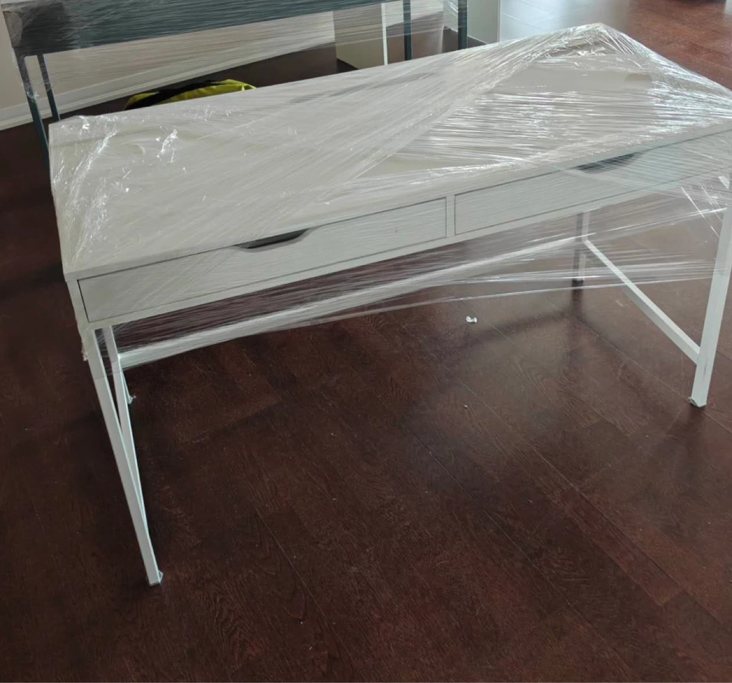 🔥 Moving Sale🔥IKEA ALEX white desk 132cm - photo 2