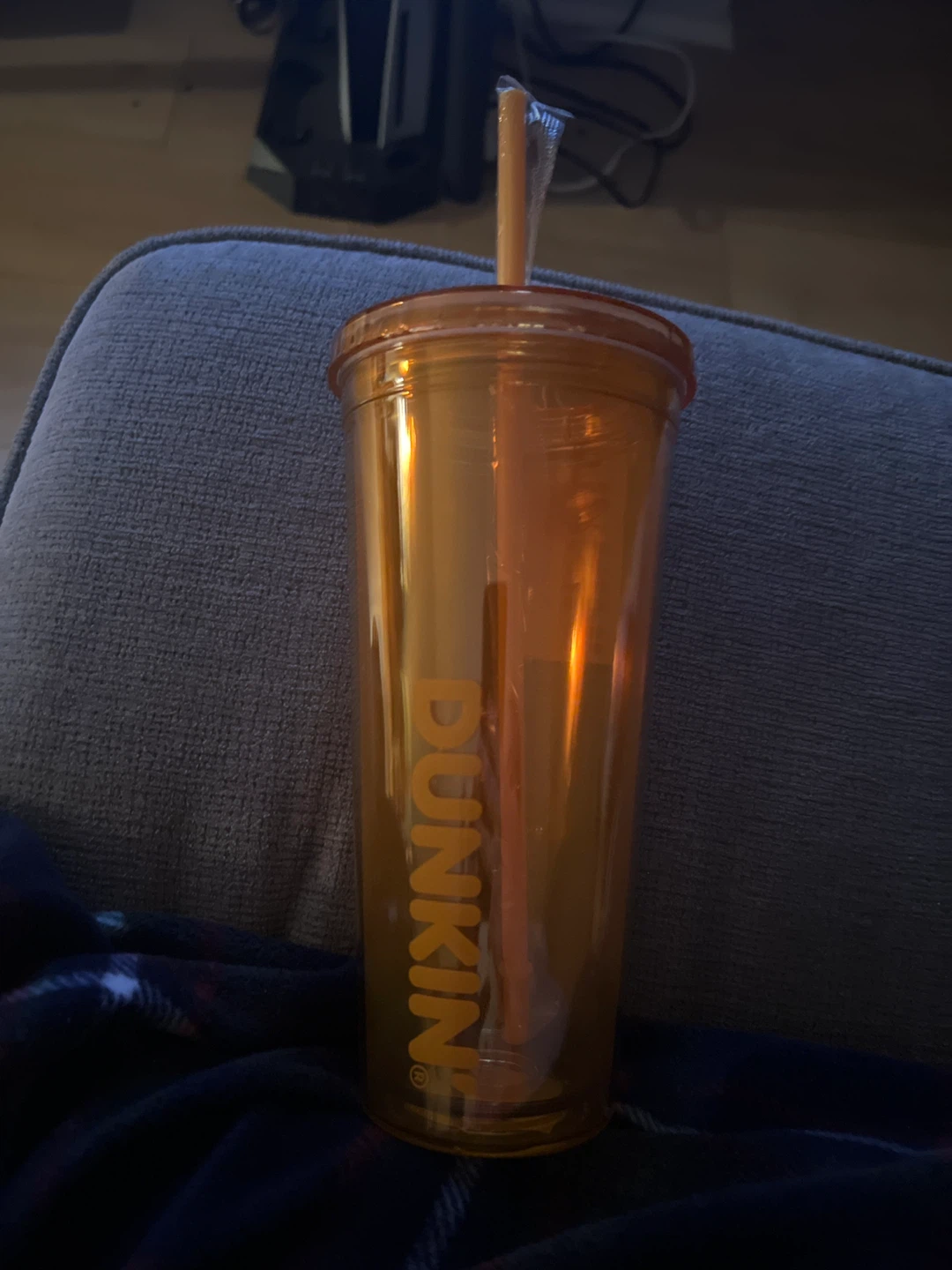 Dunkin' Tumbler with Straw