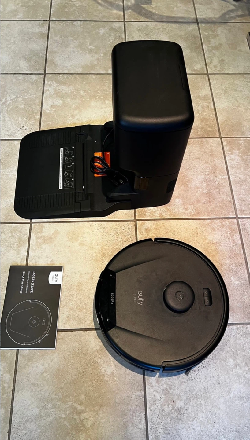 Eufy Clean L60 vacuum with Self-Empty Station - Black - photo 3
