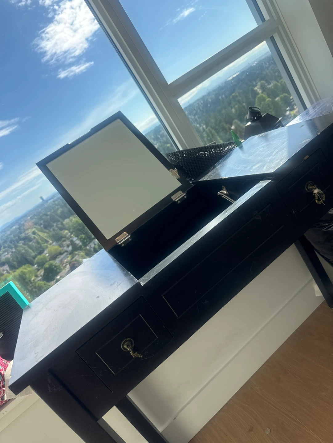 Free vanity