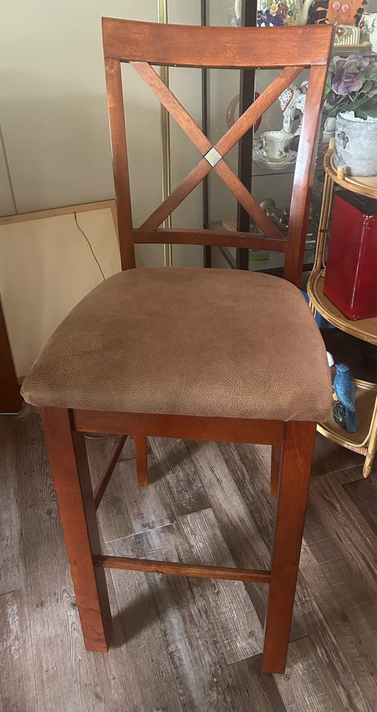 Wooden Cherry Brown Dinning room table with 6 chairs and a leaf - photo 2