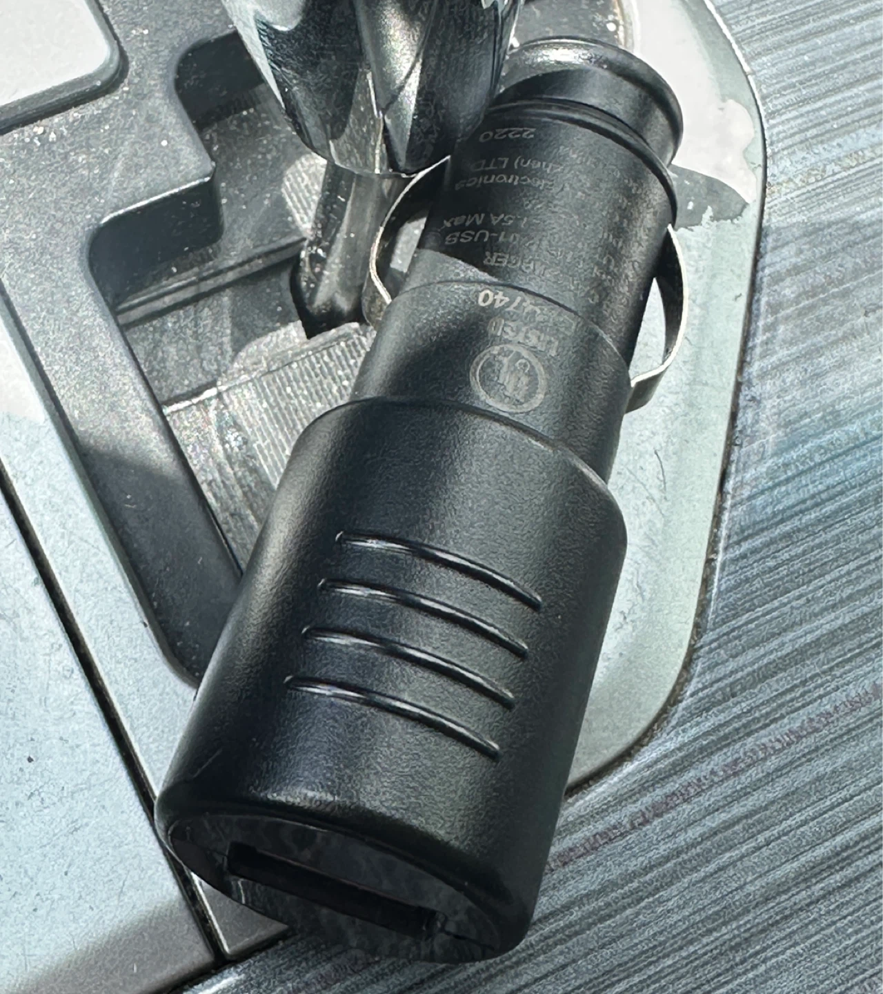 Lister USB Car Charger