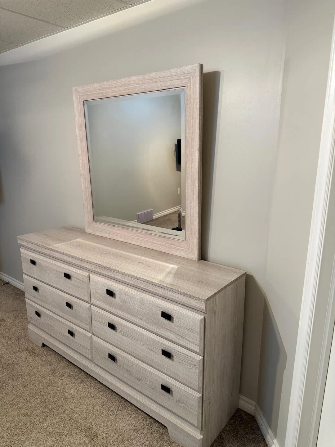 Light Wood Dresser with Mirror - photo 2