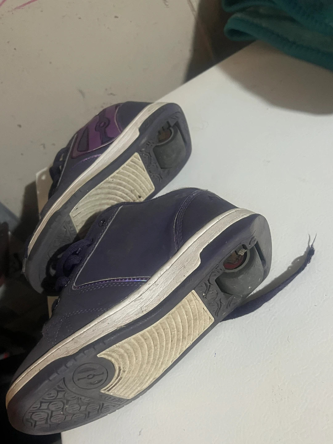 Heelys Purple Roller Shoes - photo 4