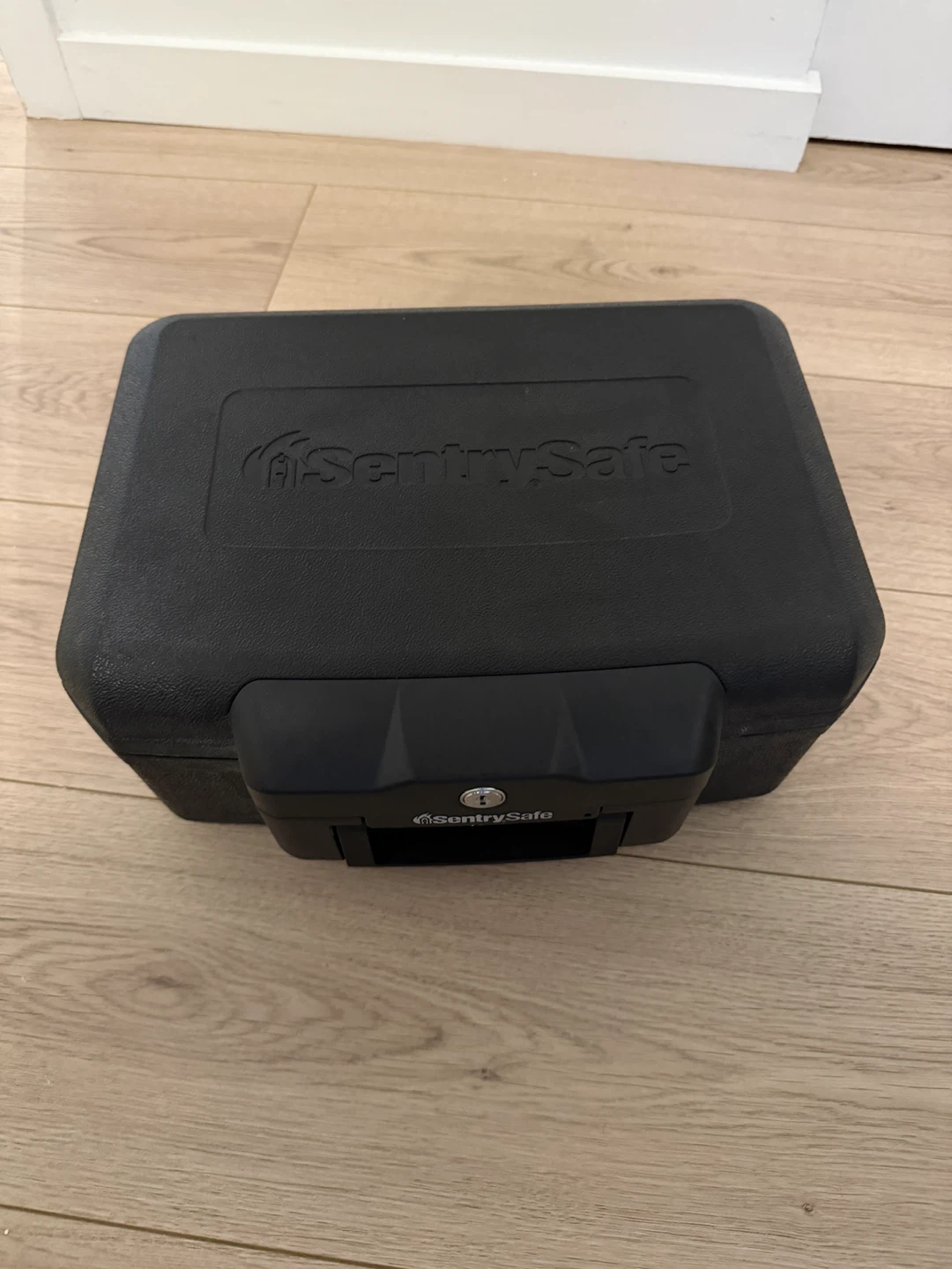 SentrySafe Safe Box w/ 2 Keys