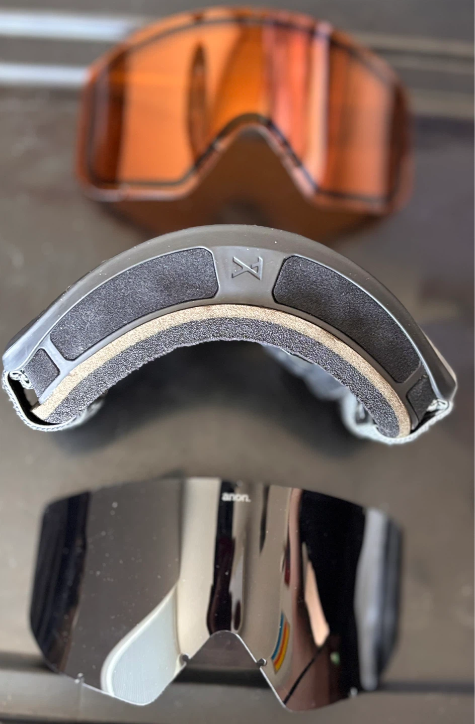 Anon Ski Goggles with Extra Lens - photo 2