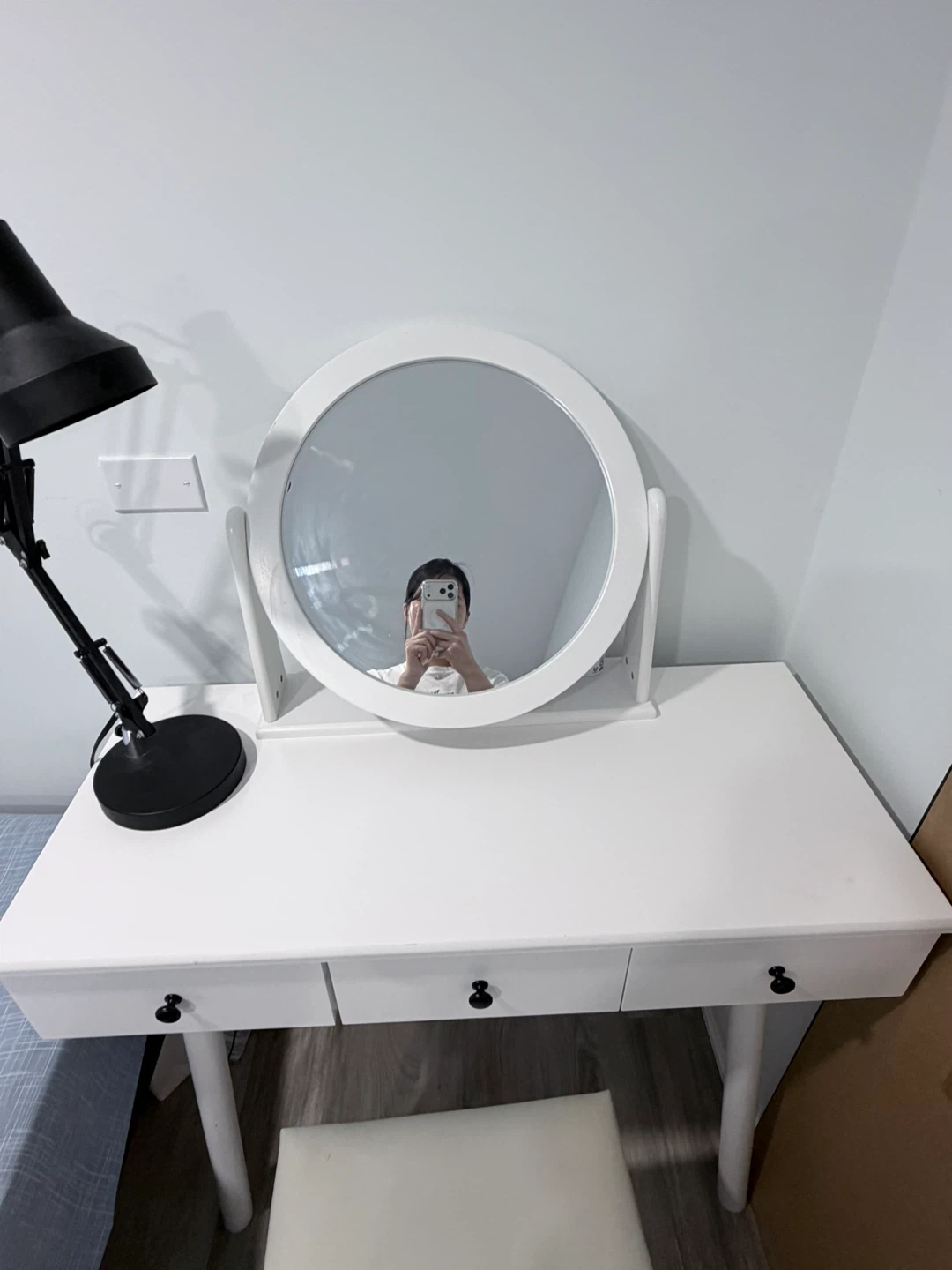 White Vanity Desk with Mirror and chair - photo 2