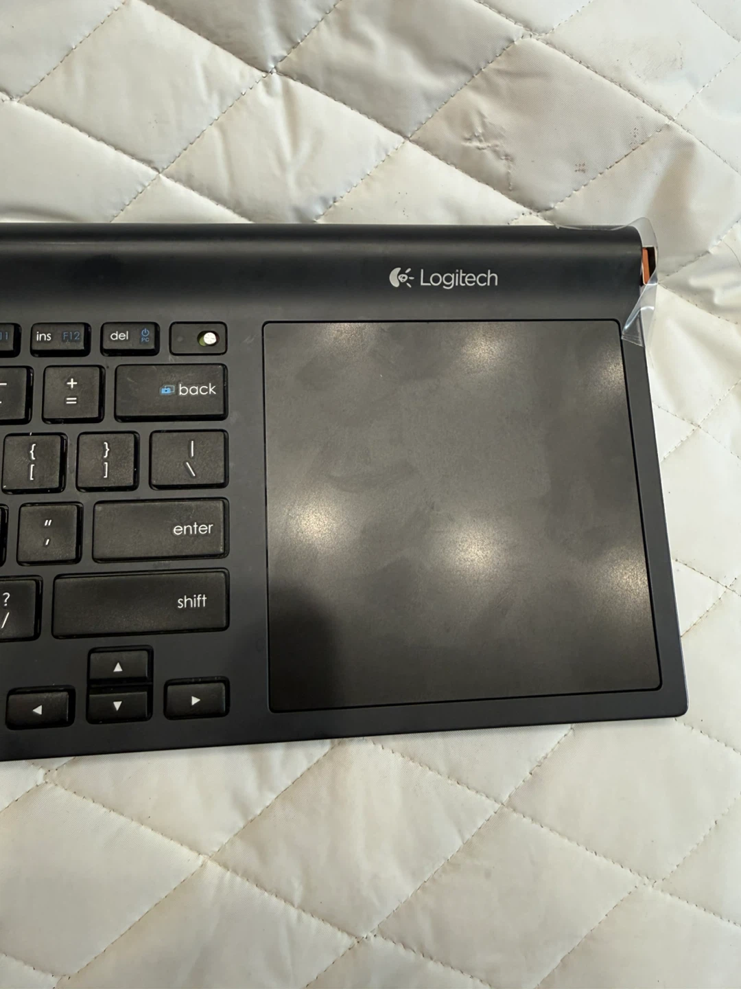 Logitech TK820 Wireless Keyboard with Trackpad - photo 2