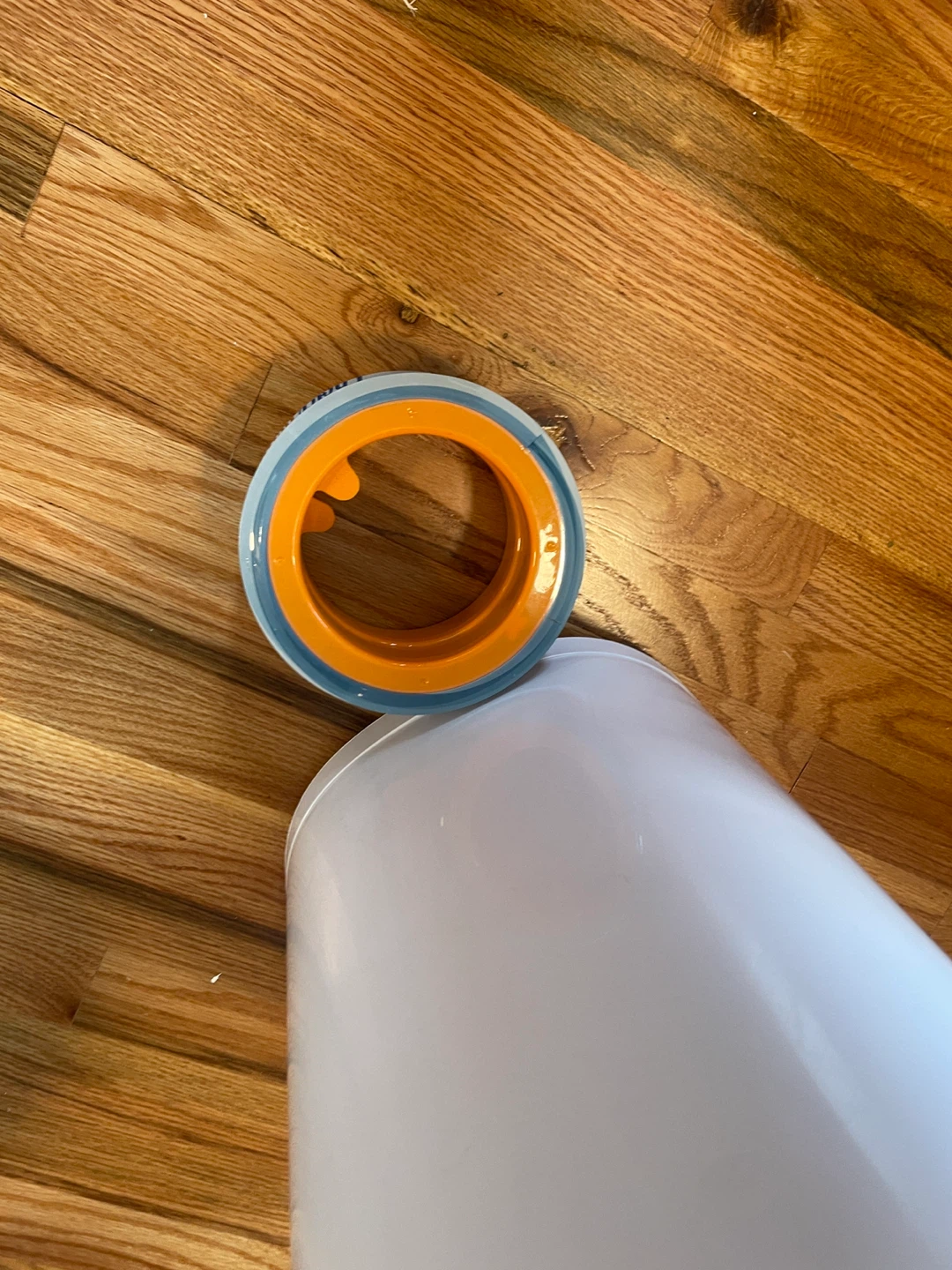 Diaper Genie + 1 refill - photo 5