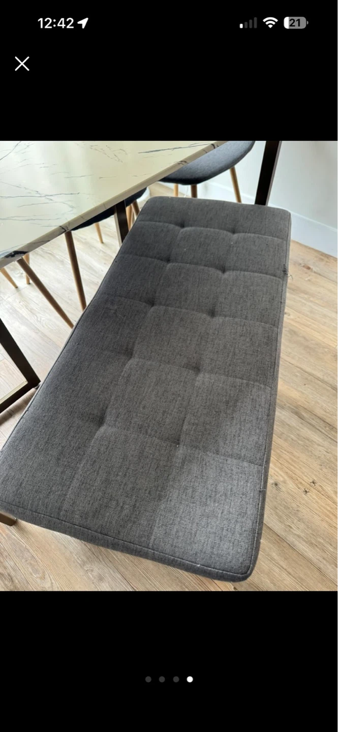 Dining set - 4 chairs, 1 bench, and a dining table. - photo 4