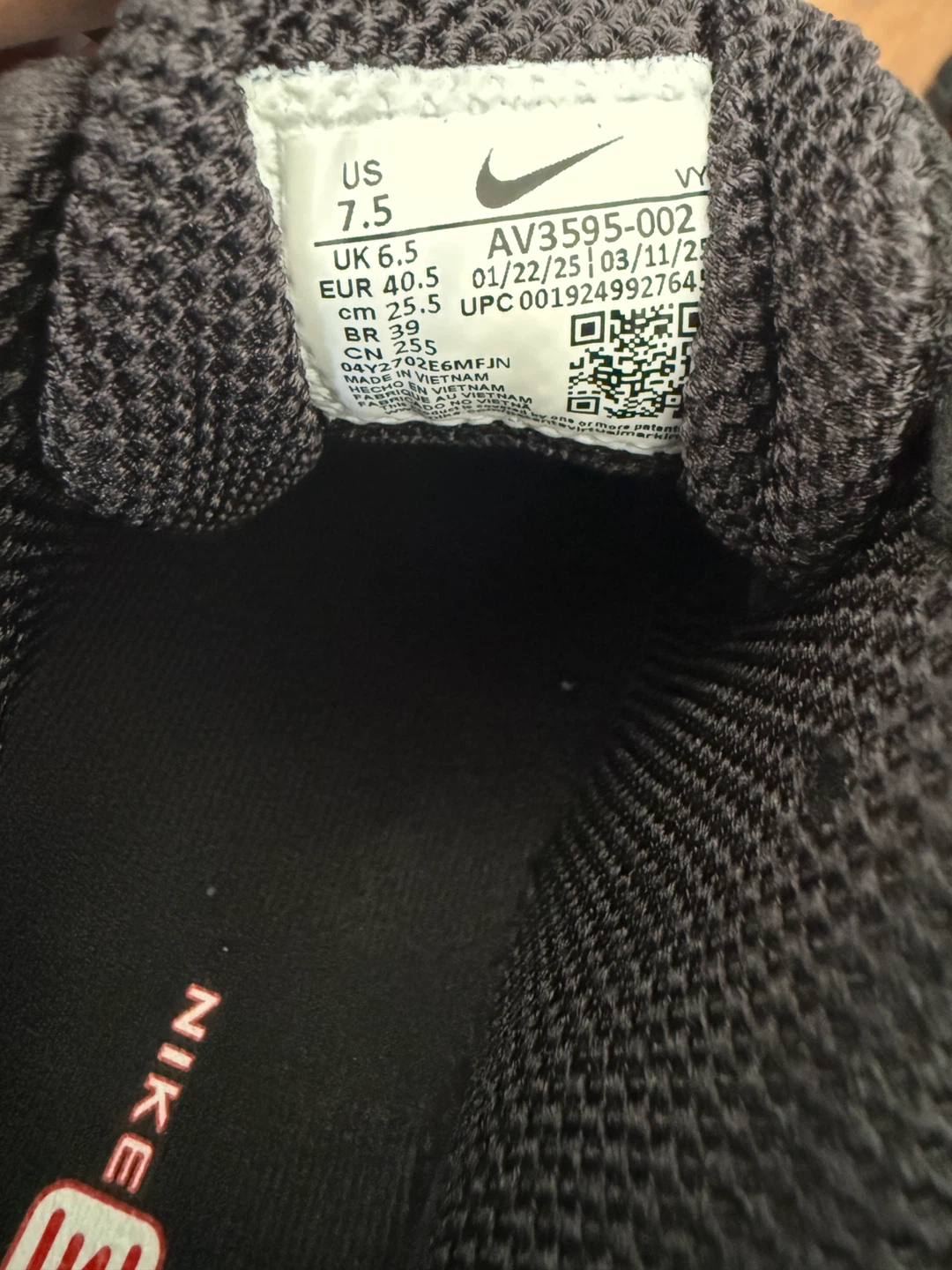 Nike Shox Black Running Shoes size 7.5 - photo 3