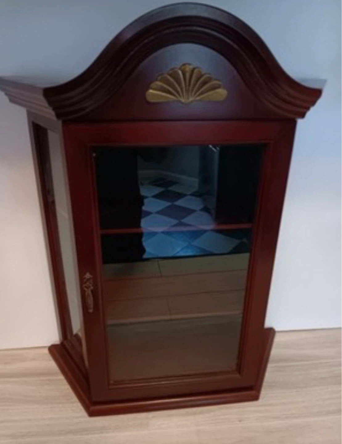 Vintage Wall Hanging Mahogany Curio Display Cabinet - photo 3