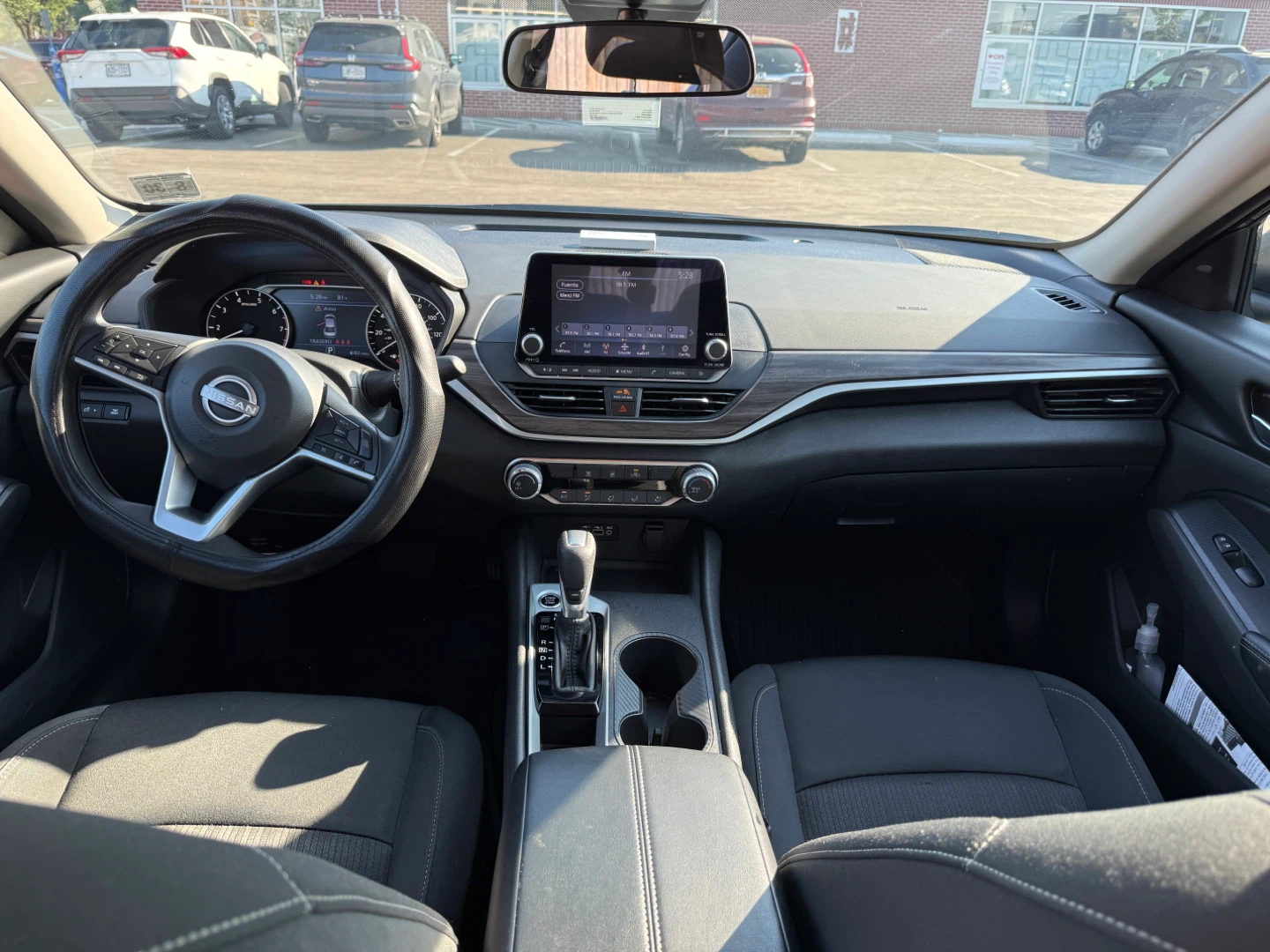 Nissan Altima - photo 2