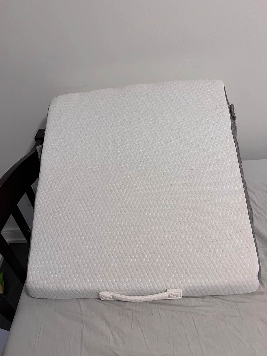 Wedge Pillow