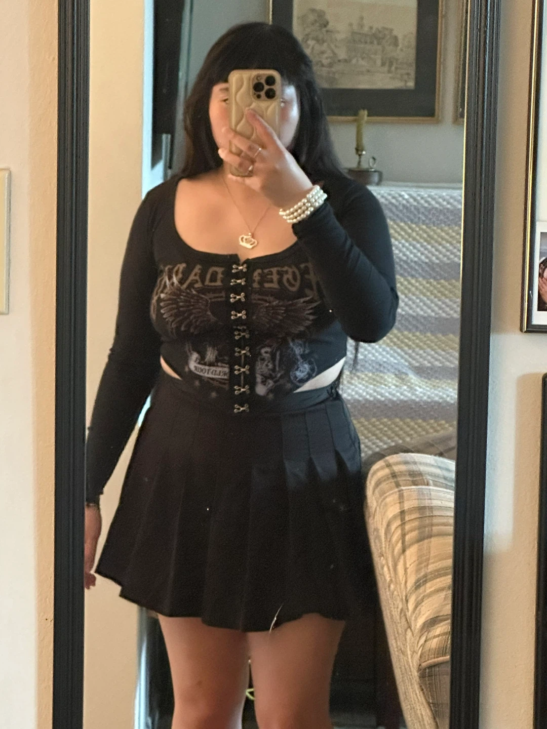 Fashion Nova Black Graphic Long Sleeve Top - photo 2